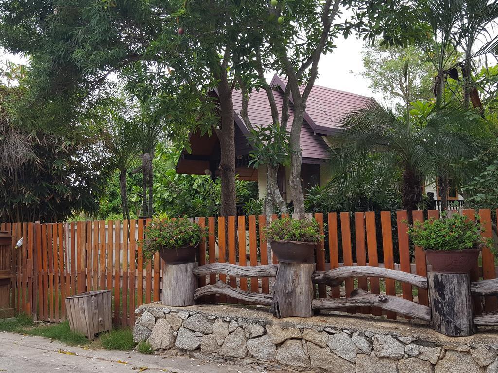 Prachuap Garden View Resort Prachuap Khiri Khan Esterno foto
