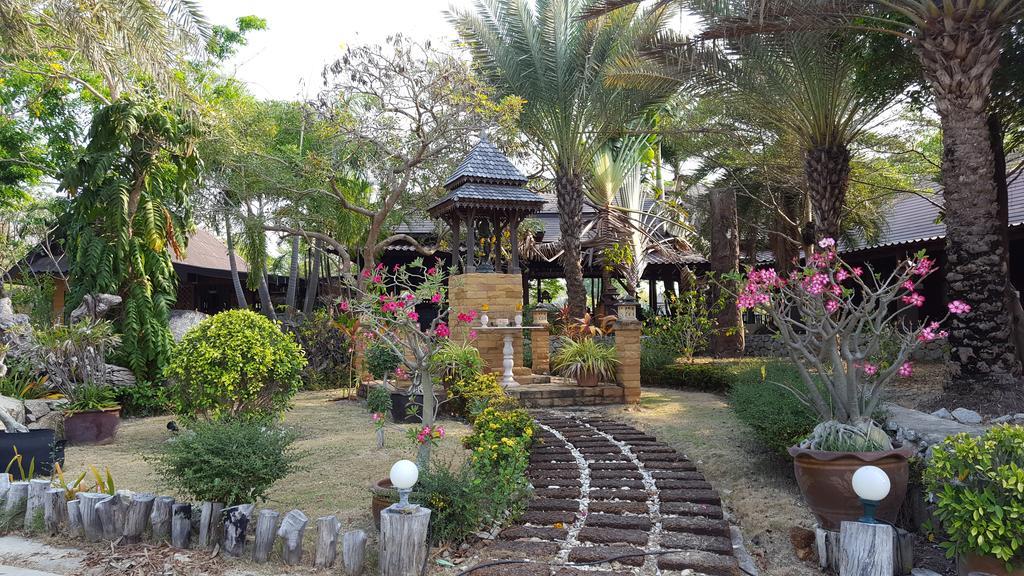 Prachuap Garden View Resort Prachuap Khiri Khan Esterno foto