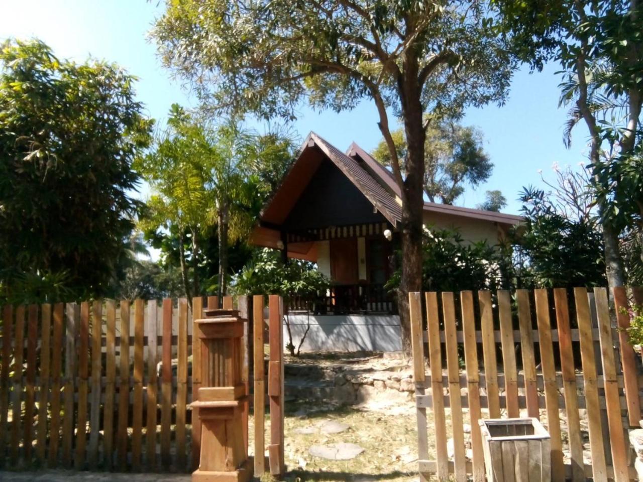 Prachuap Garden View Resort Prachuap Khiri Khan Esterno foto