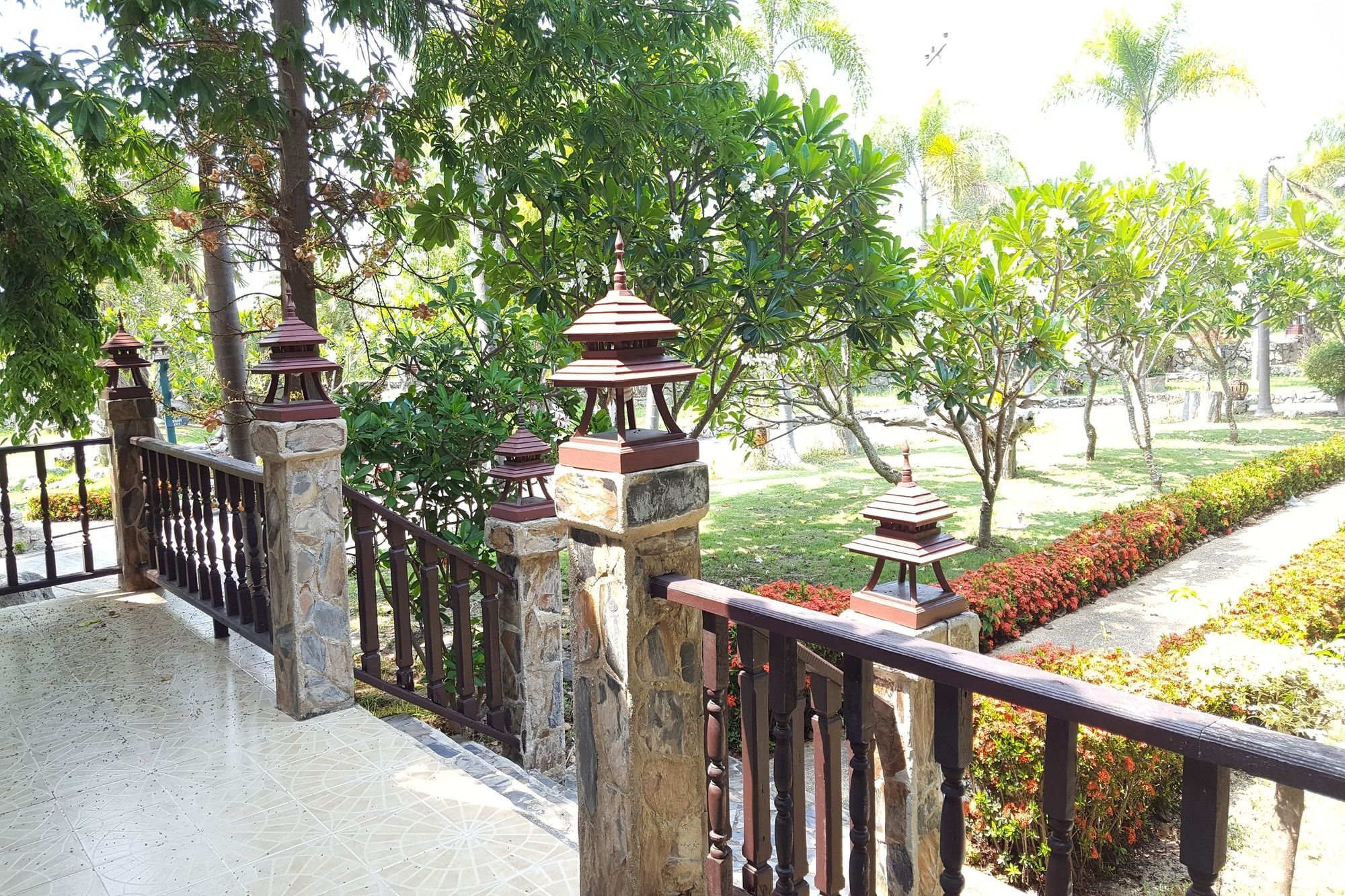 Prachuap Garden View Resort Prachuap Khiri Khan Esterno foto